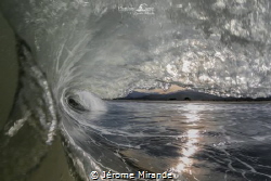 Wave by Jérome Mirande 